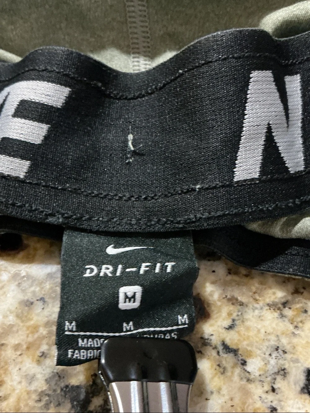 Nike Dri-FIT Olive Green Athletic Shorts Men’s Medium Gym Activewear
